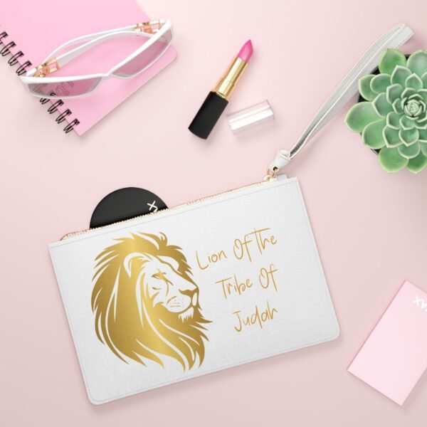 Lion of the Tribe Of Judah Clutch Bag